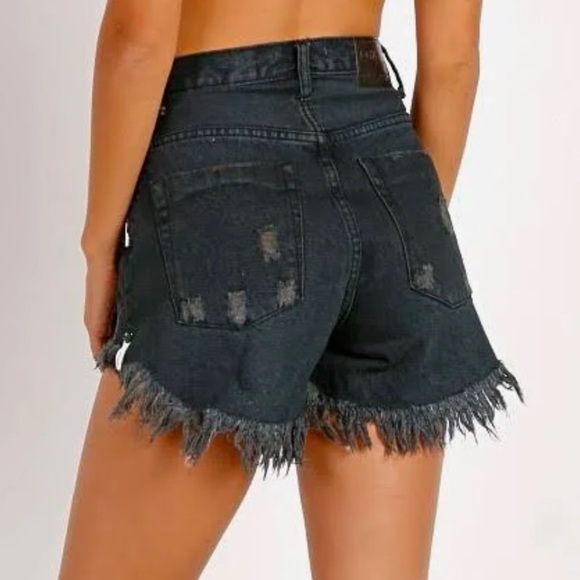 One by One Teaspoon High Waist Bonita Distressed Shorts Size 26 - Picture 2 of 8
